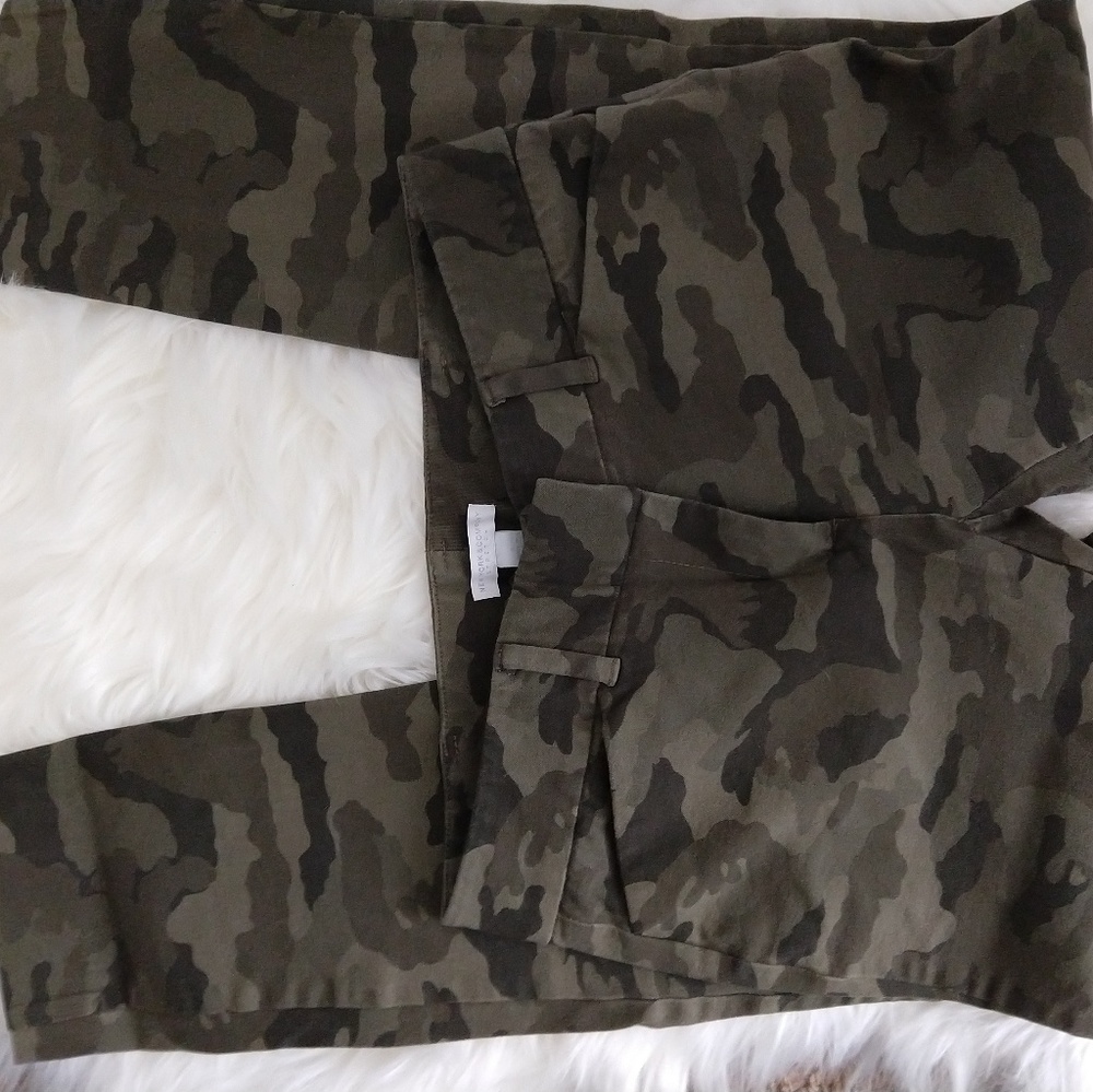 Camo Stretch Pants